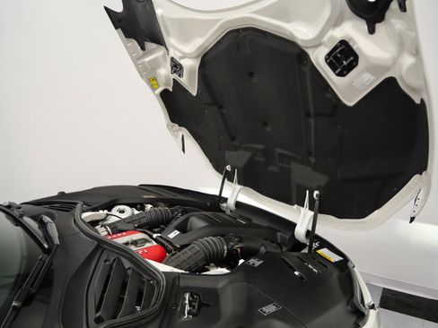 Used 2025 Ferrari Purosangue AWD/4WD image 43