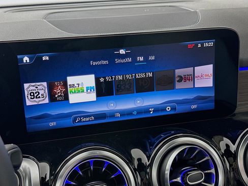 New 2026 Mercedes-Benz GLB 250 image 16