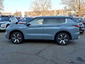 New 2026 Mitsubishi Outlander SEL video 2