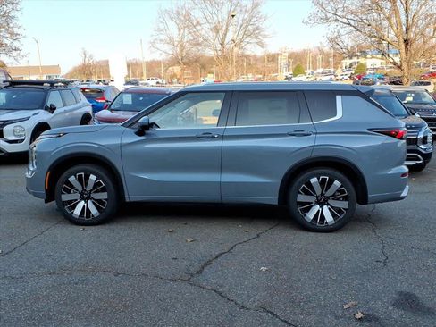 New 2026 Mitsubishi Outlander SEL image 2