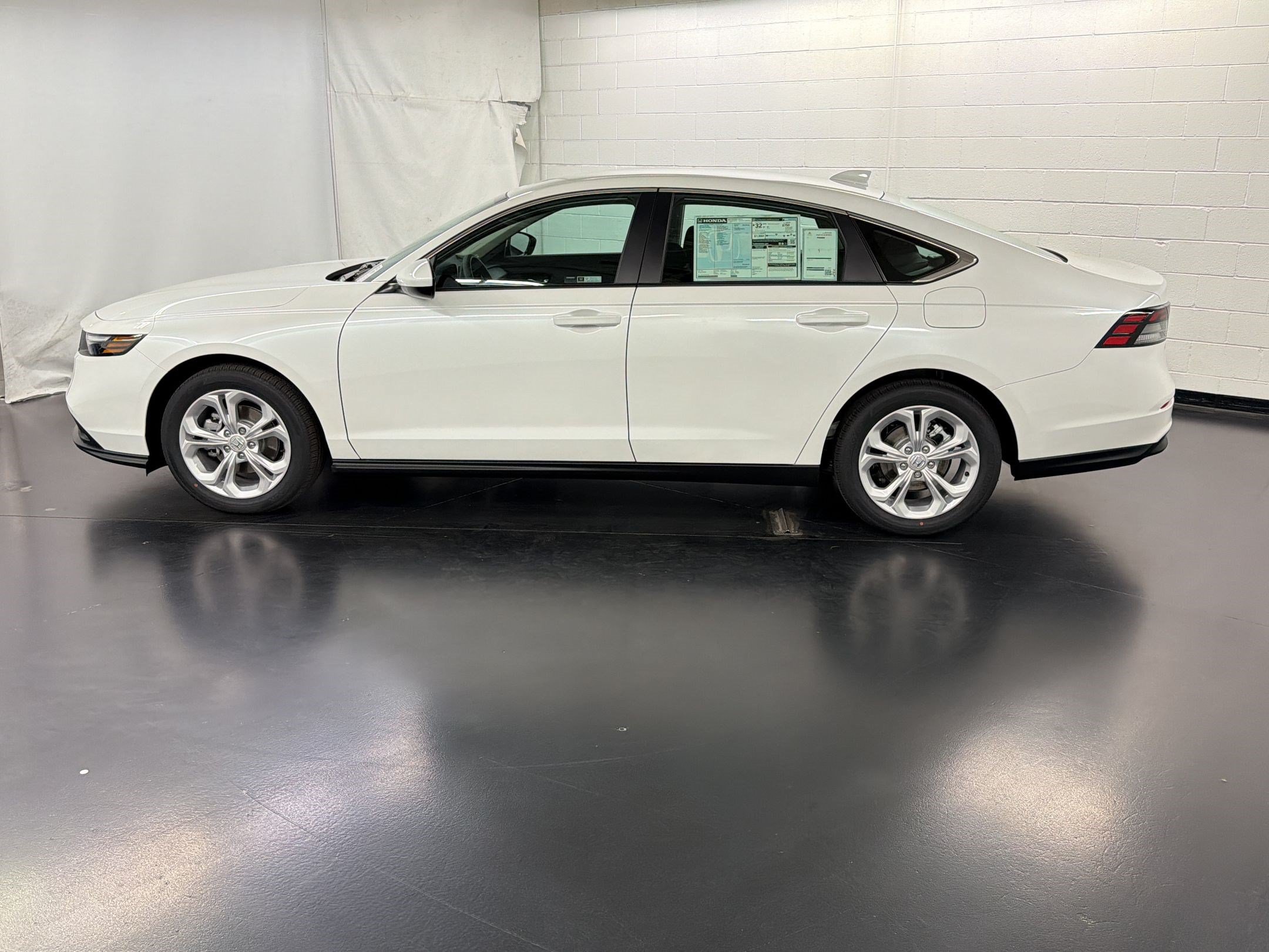 New 2026 Honda Accord LX image 2