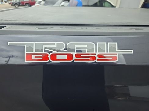 Used 2023 Chevrolet Silverado 1500 LT Trail Boss image 8
