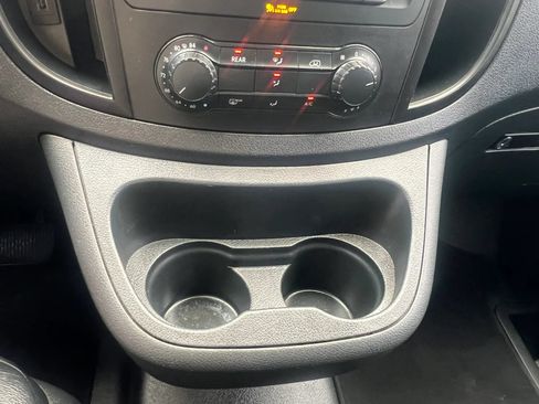 Used 2017 Mercedes-Benz Metris Passenger w/ Comfort Package image 24