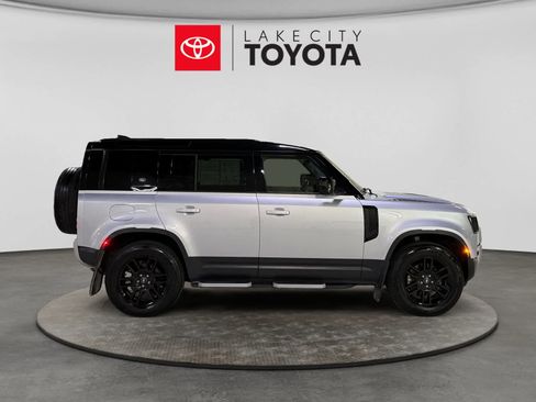 Used 2023 Land Rover Defender 110 S AWD/4WD image 11
