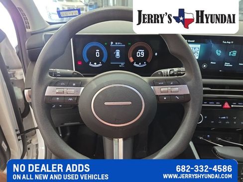 Used 2026 Hyundai Tucson SEL FWD image 15