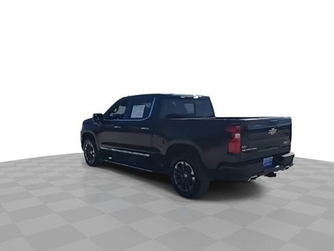 Certified 2025 Chevrolet Silverado 1500 High Country image 6