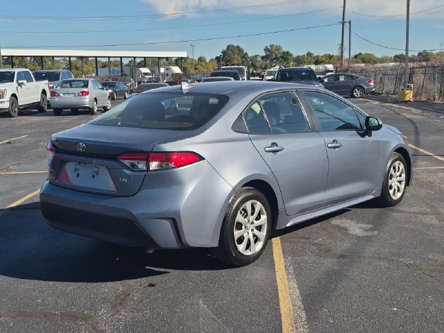 Used 2026 Toyota Corolla LE FWD image 8