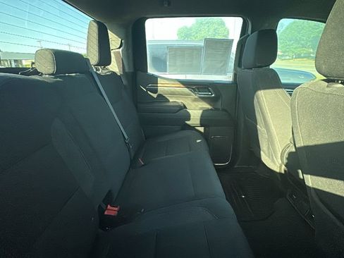 Used 2024 Chevrolet Silverado 1500 LT AWD/4WD image 8