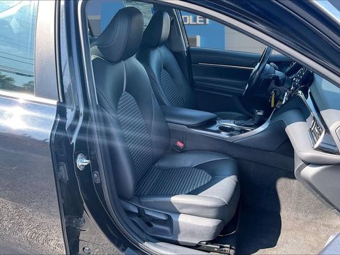 Used 2024 Toyota Camry SE FWD image 28
