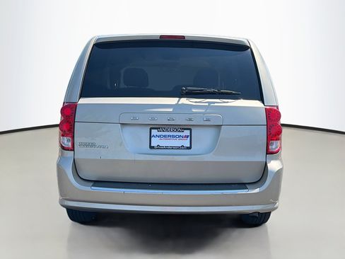 Used 2013 Dodge Grand Caravan SE FWD image 7
