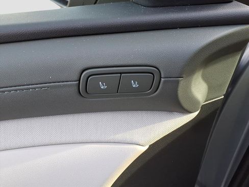 New 2026 Hyundai Tucson Limited image 10