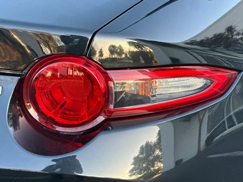 Used 2022 MAZDA MX-5 Miata Sport image 46