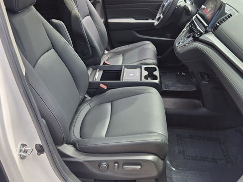 Used 2025 Honda Odyssey EX-L image 18