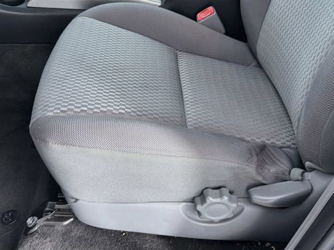 Used 2015 Toyota Tacoma PreRunner w/ SR5 Package RWD image 21