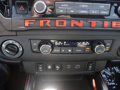 Used 2026 Nissan Frontier PRO-4X w/ Pro-4x Convenience Package AWD/4WD image 18