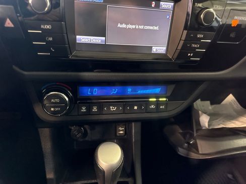 Used 2015 Toyota Corolla S FWD image 26