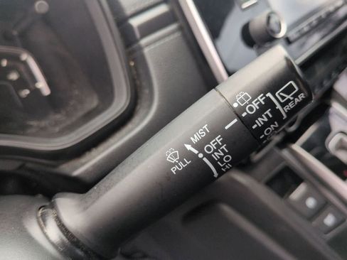 Used 2017 Honda CR-V LX image 25