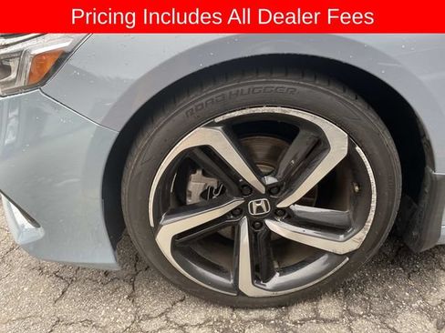 Used 2022 Honda Accord Sport image 2