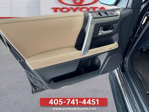 Used 2024 Toyota 4Runner Limited AWD/4WD image 18