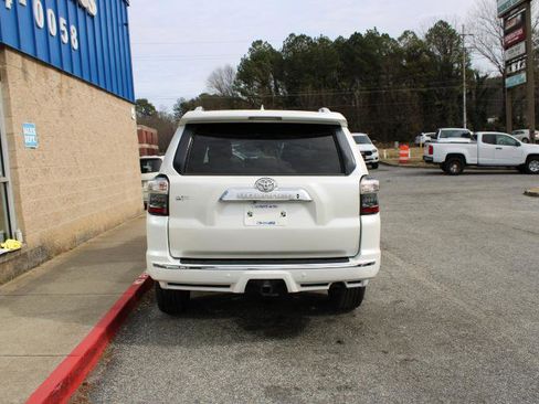 Used 2014 Toyota 4Runner Limited image 5