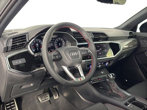 Used 2025 Audi Q3 2.0T Premium Plus AWD/4WD image 4