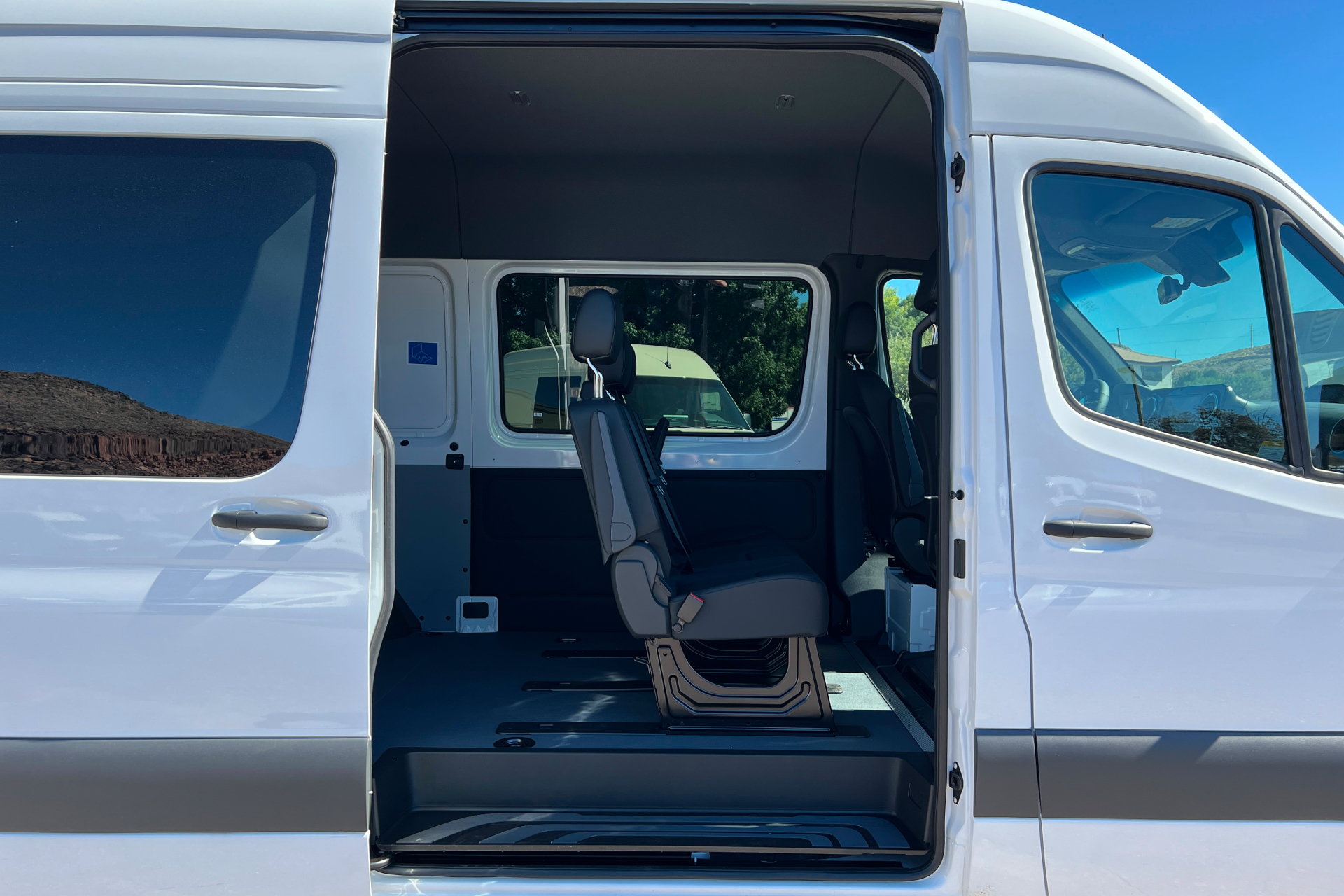 New 2026 Mercedes-Benz Sprinter 2500 image 18