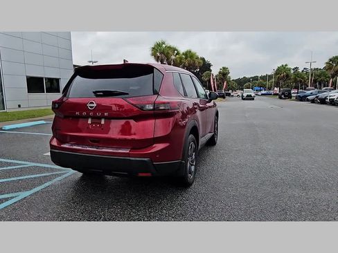 New 2026 Nissan Rogue SV image 31