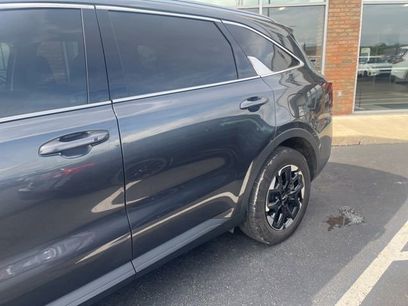 Used 2024 Kia Sorento S