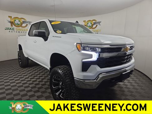 Used 2025 Chevrolet Silverado 1500 LT w/ Work Truck Package AWD/4WD image 1