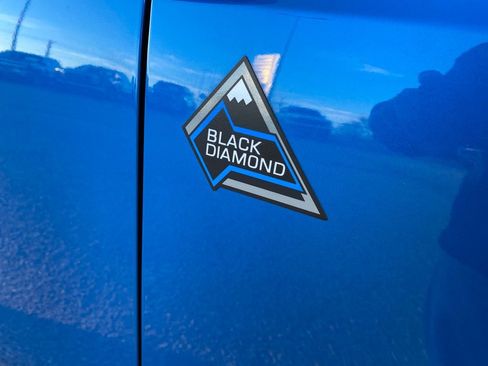 Used 2023 Ford Bronco Black Diamond image 35