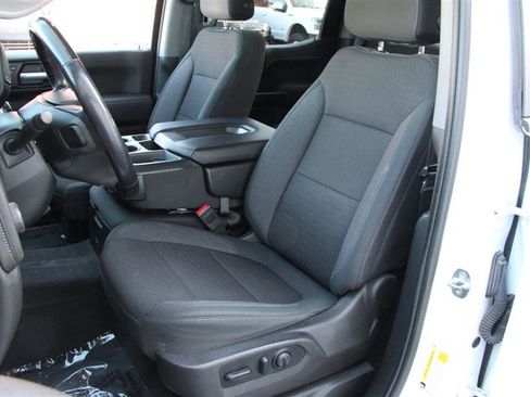 Used 2020 Chevrolet Silverado 1500 LT Trail Boss w/ Convenience Package AWD/4WD image 10