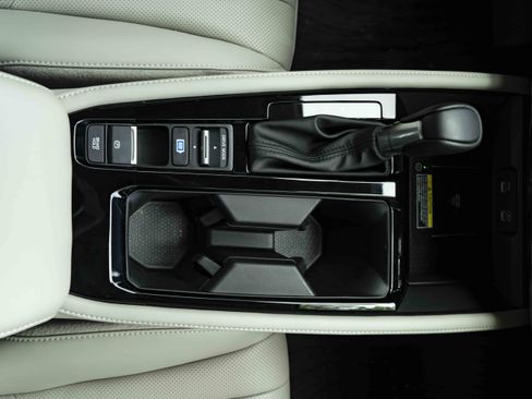 Used 2025 Honda Accord Touring image 28