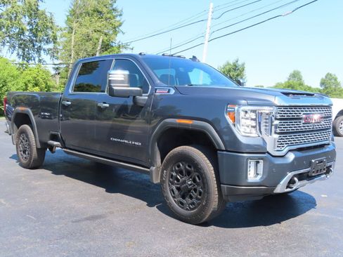 Used 2021 GMC Sierra 3500 Denali w/ Denali Ultimate Package AWD/4WD image 8