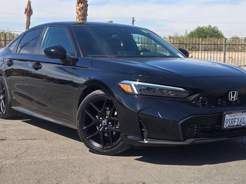Used 2025 Honda Civic Sport image 1
