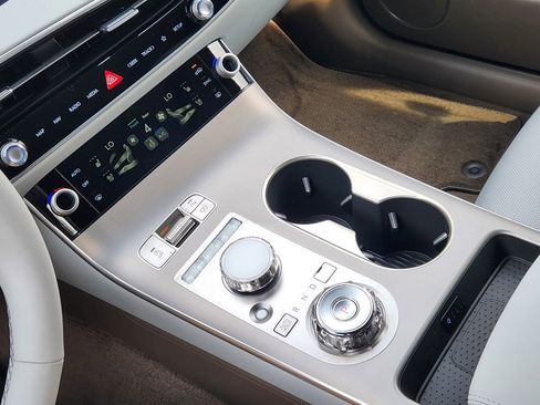 New 2026 Genesis GV70 2.5T Advanced image 14