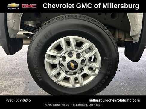 Used 2025 Chevrolet Silverado 2500 LT w/ Convenience Package AWD/4WD image 17