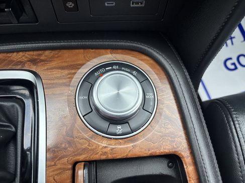 Used 2023 Nissan Armada SL w/ Cargo Package image 24