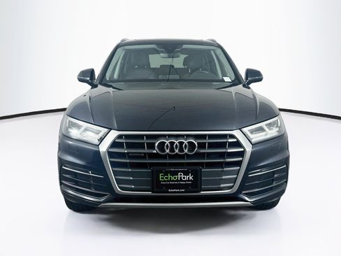 Used 2019 Audi Q5 2.0T Premium Plus w/ Premium Plus Package AWD/4WD image 2