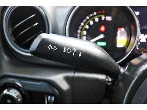 Used 2023 Jeep Wrangler Unlimited w/ Sun & Screen Package image 17