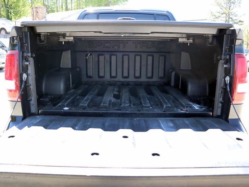 Used 2010 Ford Explorer Sport Trac Limited image 6