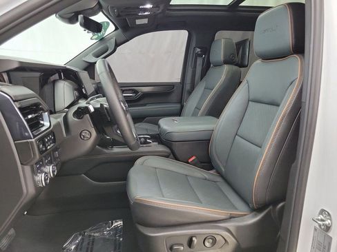 Certified 2025 GMC Yukon XL AT4 w/ AT4 Premium Plus Package image 8