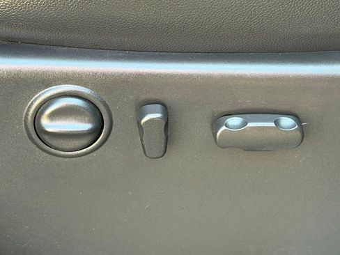 Used 2012 GMC Sierra 1500 SLT AWD/4WD image 21