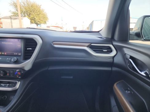 Used 2020 GMC Acadia SLE w/ Driver Convenience Package image 33