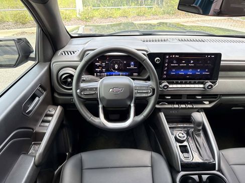 Used 2026 Chevrolet Colorado Trail Boss AWD/4WD image 13