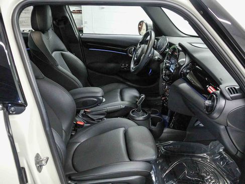 Certified 2023 MINI Cooper S image 18