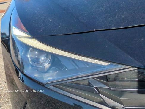 Used 2023 Hyundai Elantra SEL w/ Convenience Package image 11