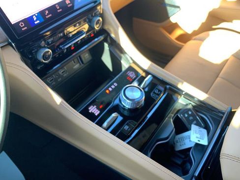 New 2025 Jeep Grand Cherokee Summit image 37