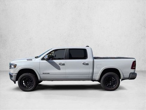 Used 2020 RAM 1500 Laramie AWD/4WD image 9