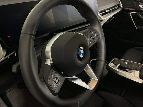 Certified 2025 BMW X2 xDrive28i AWD/4WD image 15