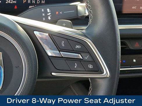 Used 2025 Buick Envision Preferred image 26